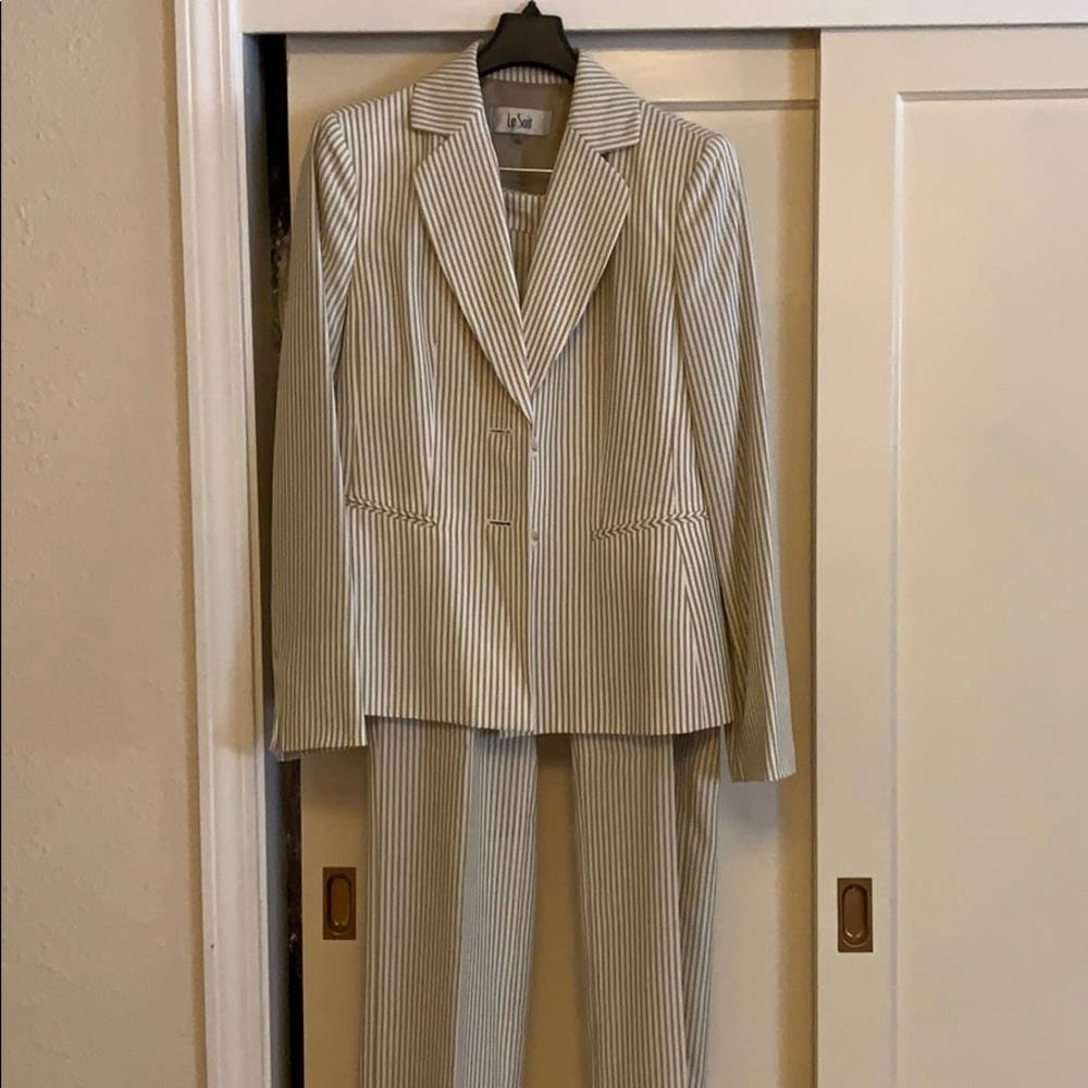 Le Suit pantsuit